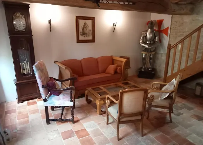 La Tour Du Fauconnier * Doué-la-Fontaine